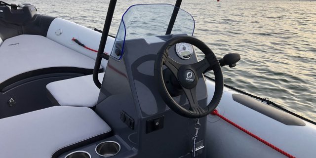 A zodiac inflatable boat open 4.8 console