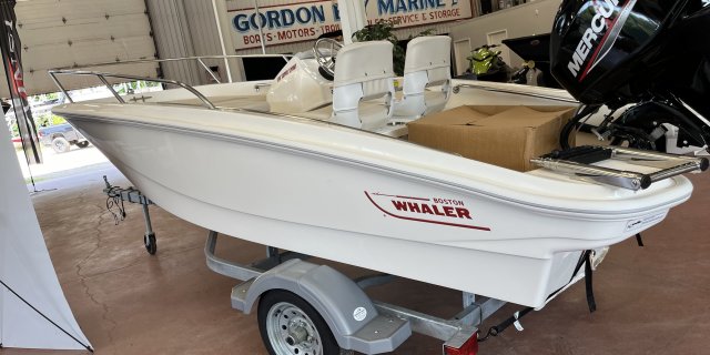 2024 Boston Whaler 130 SUPERSPORT / 13SPT