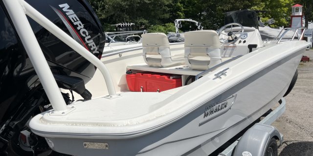 2024 Boston Whaler 160 SUPERSPORT / 16SPT