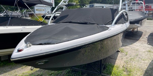 2006 Correct Craft SV211