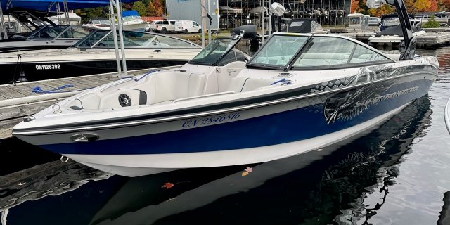 2011 Correct Craft 230