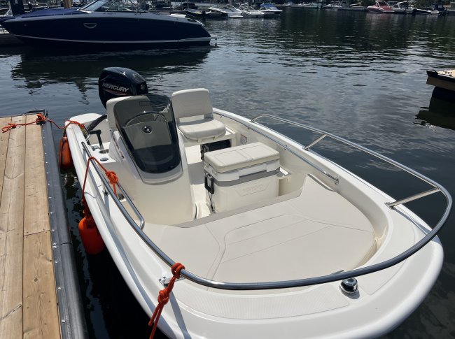 2024 Boston Whaler 130 SUPERSPORT / 13SPT