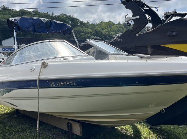 1998 Bayliner 180 CAPRI